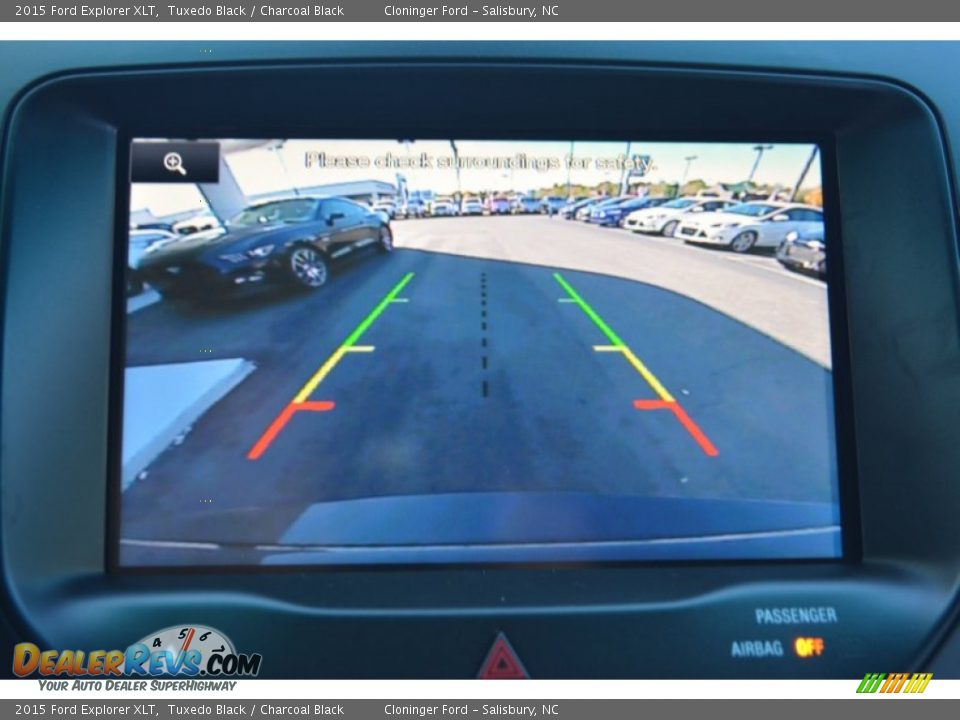 2015 Ford Explorer XLT Tuxedo Black / Charcoal Black Photo #16