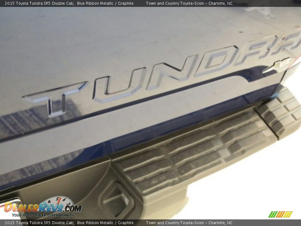 2015 Toyota Tundra SR5 Double Cab Blue Ribbon Metallic / Graphite Photo #8
