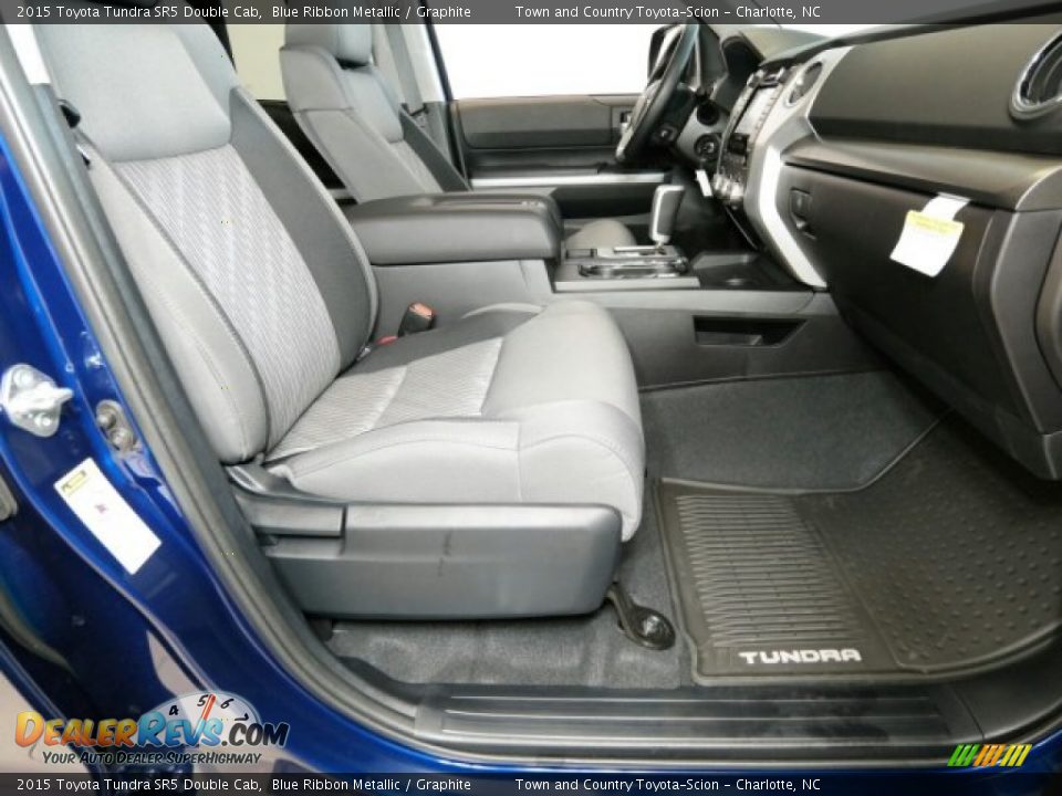 2015 Toyota Tundra SR5 Double Cab Blue Ribbon Metallic / Graphite Photo #11