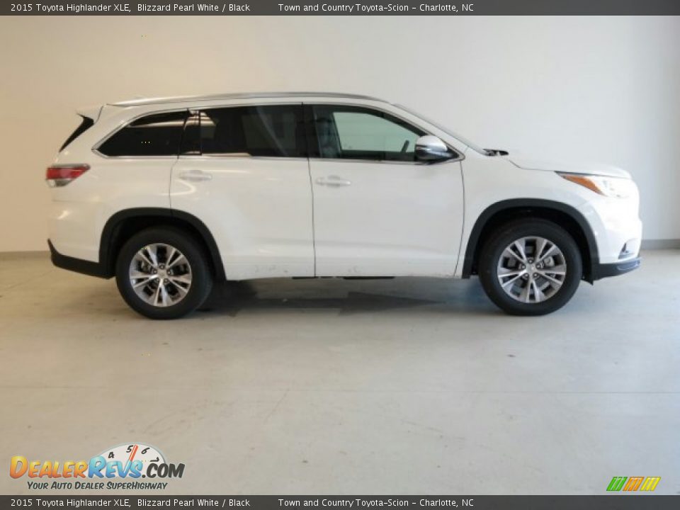 2015 Toyota Highlander XLE Blizzard Pearl White / Black Photo #1