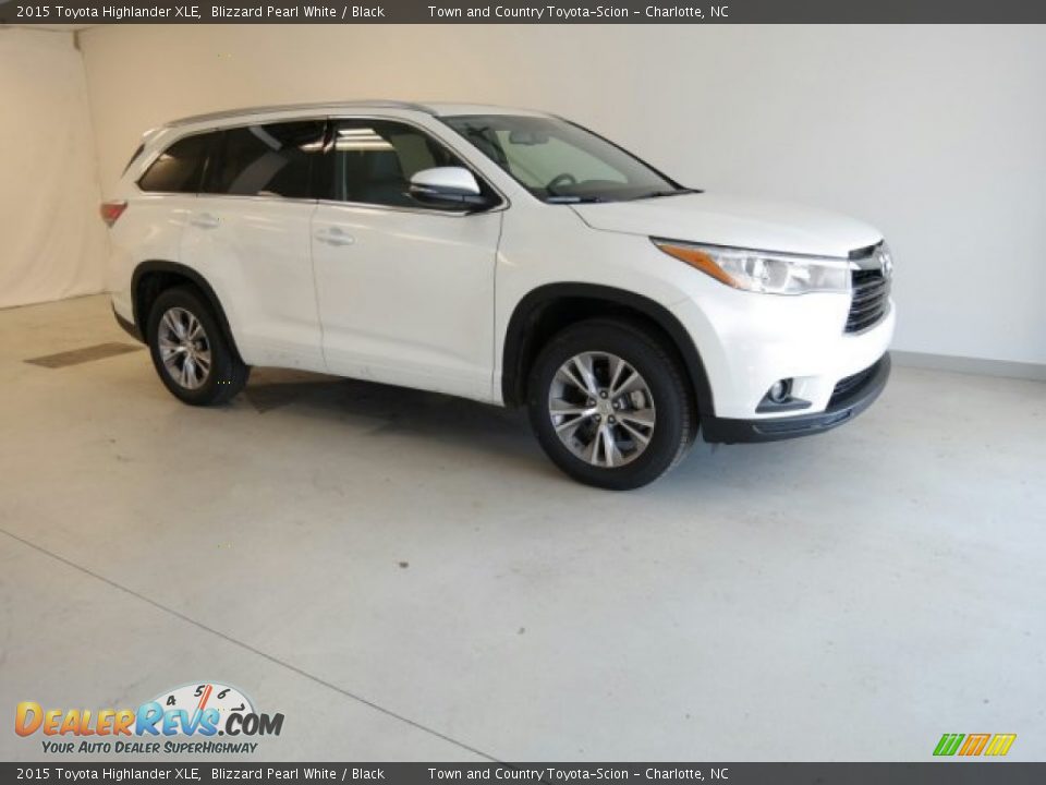 2015 Toyota Highlander XLE Blizzard Pearl White / Black Photo #4