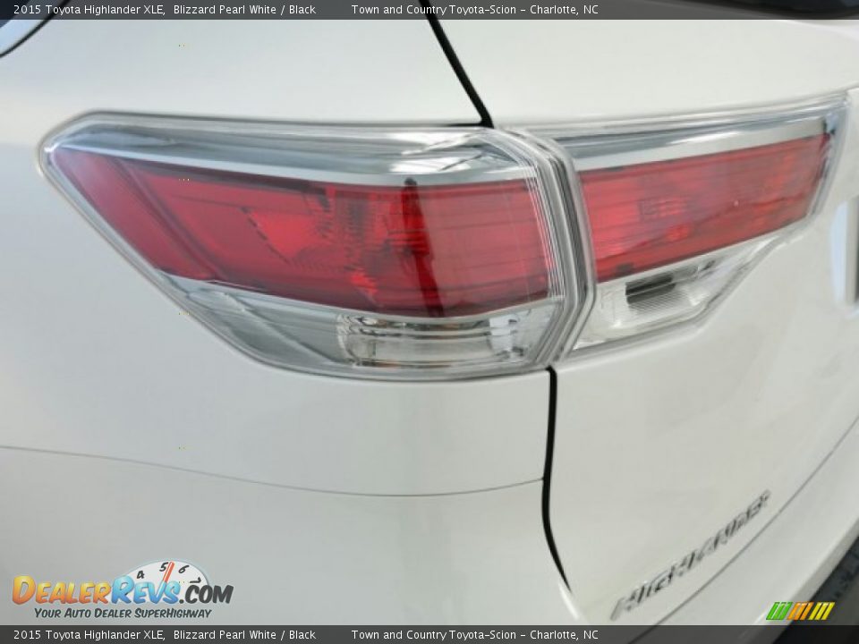 2015 Toyota Highlander XLE Blizzard Pearl White / Black Photo #8