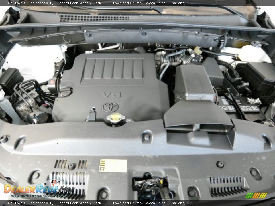 2015 Toyota Highlander XLE Blizzard Pearl White / Black Photo #10