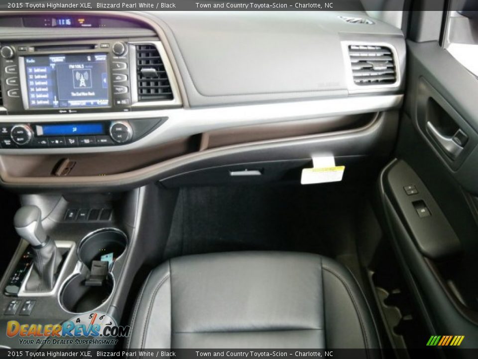 2015 Toyota Highlander XLE Blizzard Pearl White / Black Photo #14