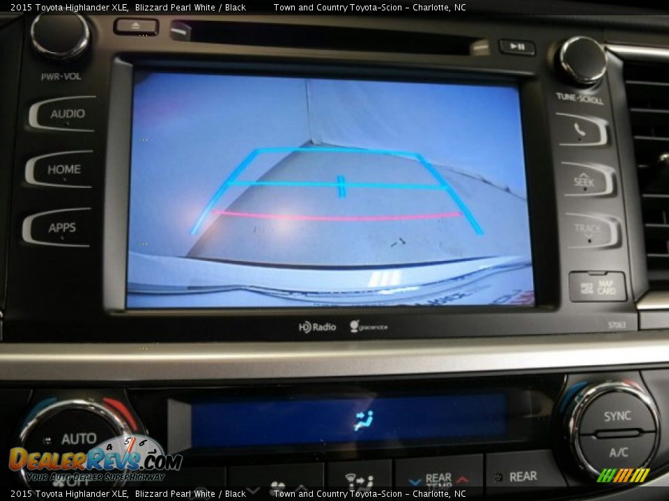 2015 Toyota Highlander XLE Blizzard Pearl White / Black Photo #20