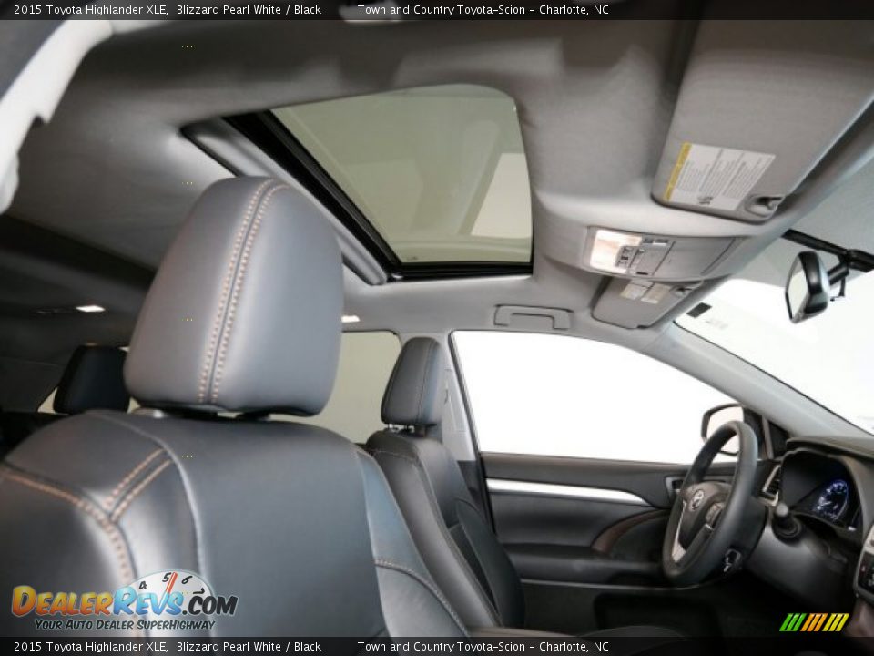 2015 Toyota Highlander XLE Blizzard Pearl White / Black Photo #23
