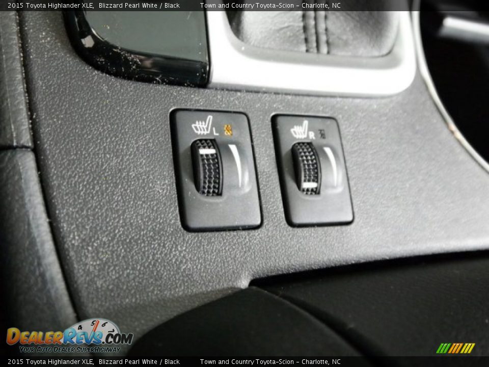2015 Toyota Highlander XLE Blizzard Pearl White / Black Photo #24
