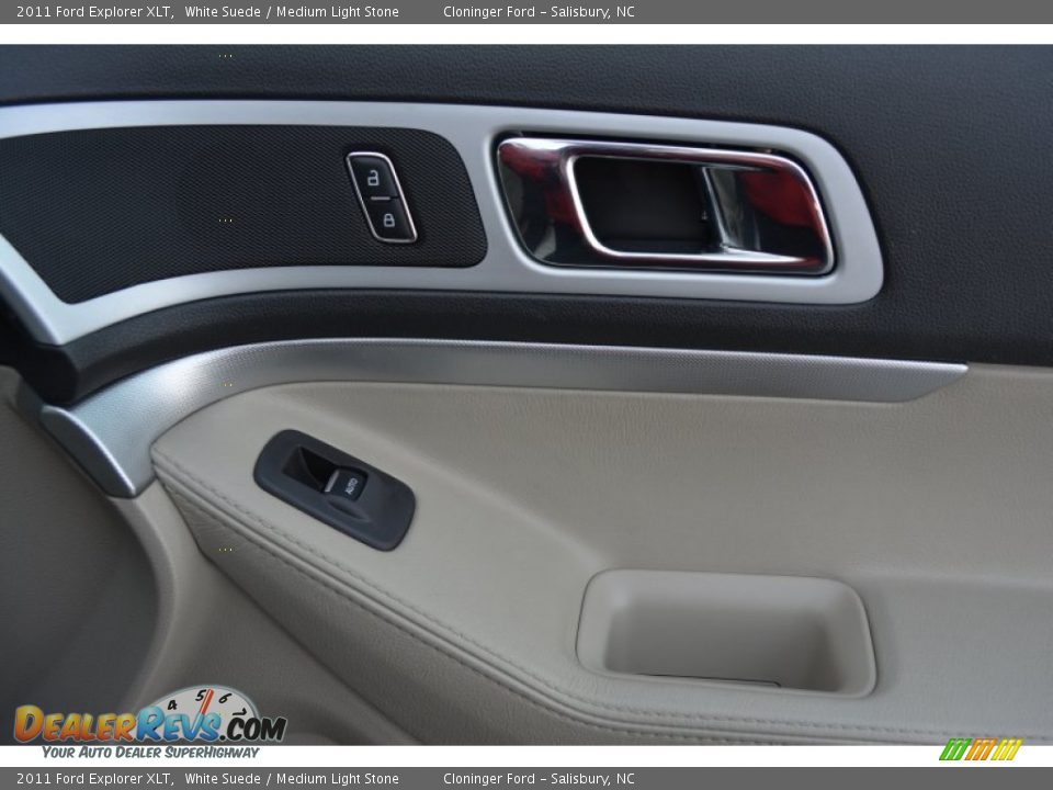 2011 Ford Explorer XLT White Suede / Medium Light Stone Photo #16
