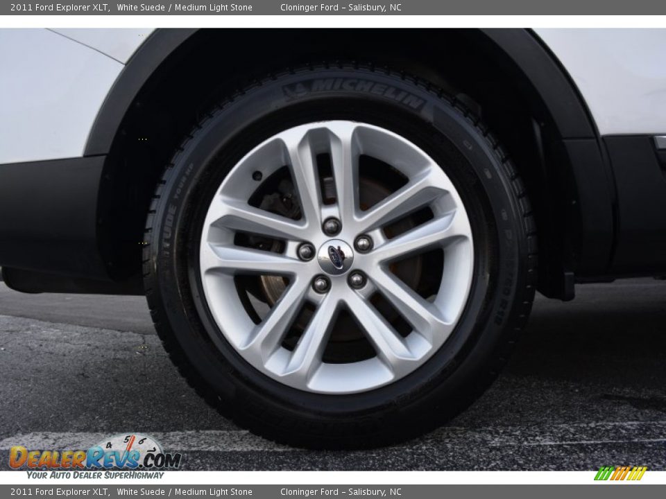 2011 Ford Explorer XLT White Suede / Medium Light Stone Photo #18