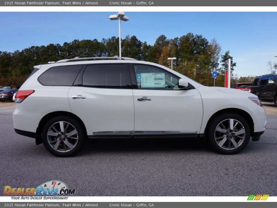 Pearl White 2015 Nissan Pathfinder Platinum Photo #6