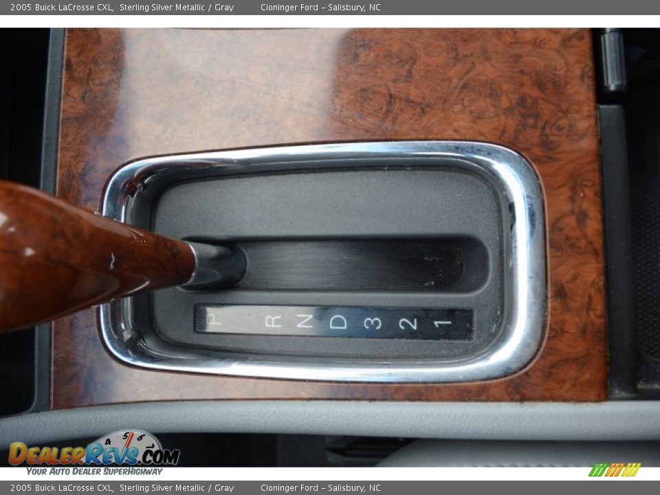 2005 Buick LaCrosse CXL Sterling Silver Metallic / Gray Photo #19
