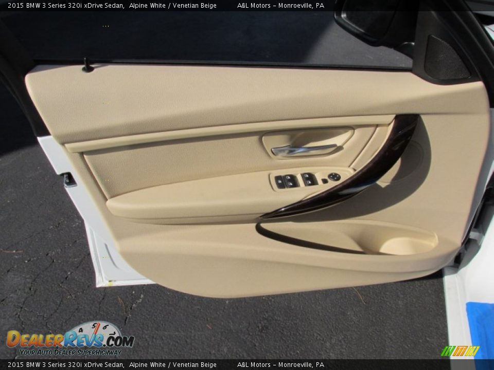 2015 BMW 3 Series 320i xDrive Sedan Alpine White / Venetian Beige Photo #11