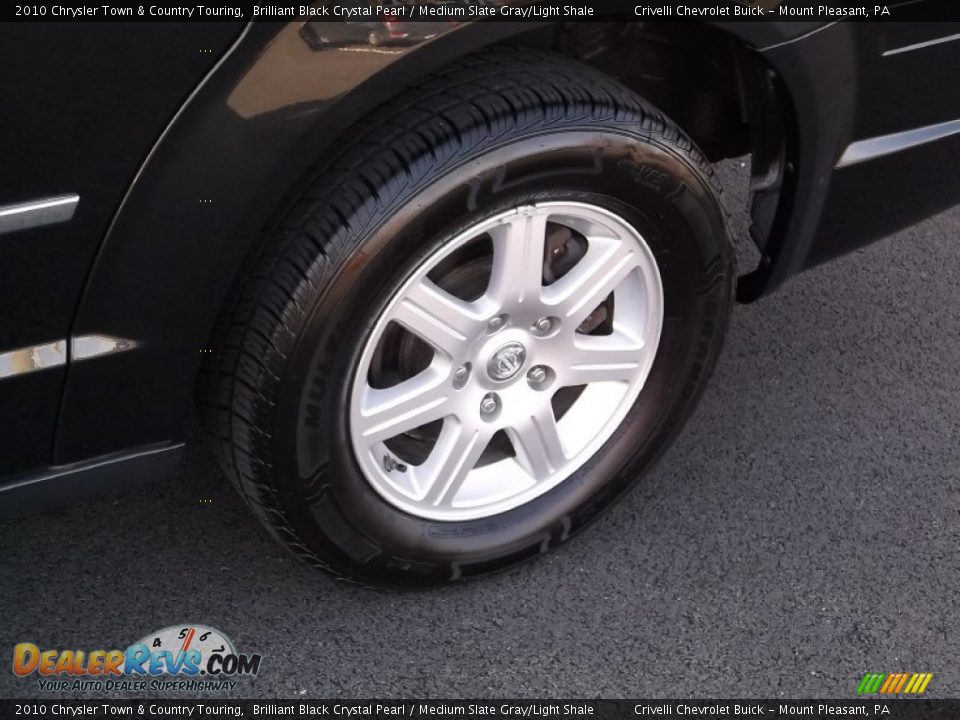 2010 Chrysler Town & Country Touring Brilliant Black Crystal Pearl / Medium Slate Gray/Light Shale Photo #3
