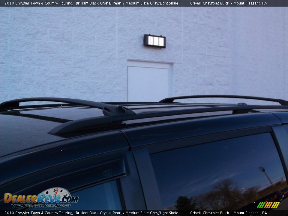 2010 Chrysler Town & Country Touring Brilliant Black Crystal Pearl / Medium Slate Gray/Light Shale Photo #5