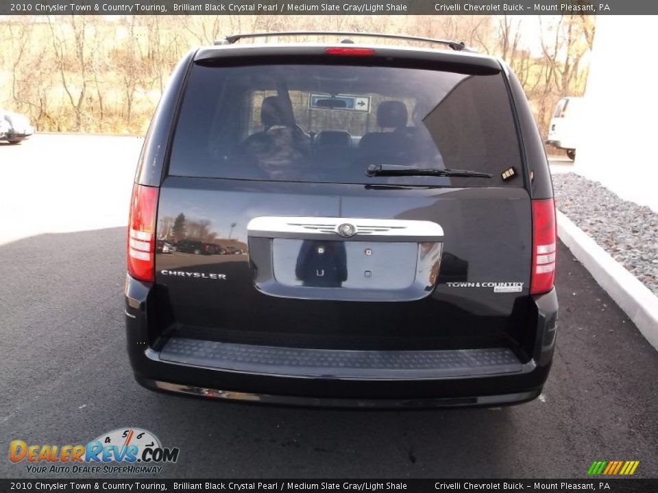2010 Chrysler Town & Country Touring Brilliant Black Crystal Pearl / Medium Slate Gray/Light Shale Photo #10