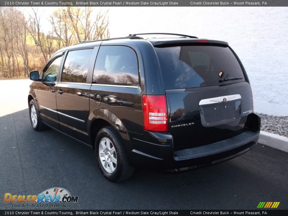 2010 Chrysler Town & Country Touring Brilliant Black Crystal Pearl / Medium Slate Gray/Light Shale Photo #11