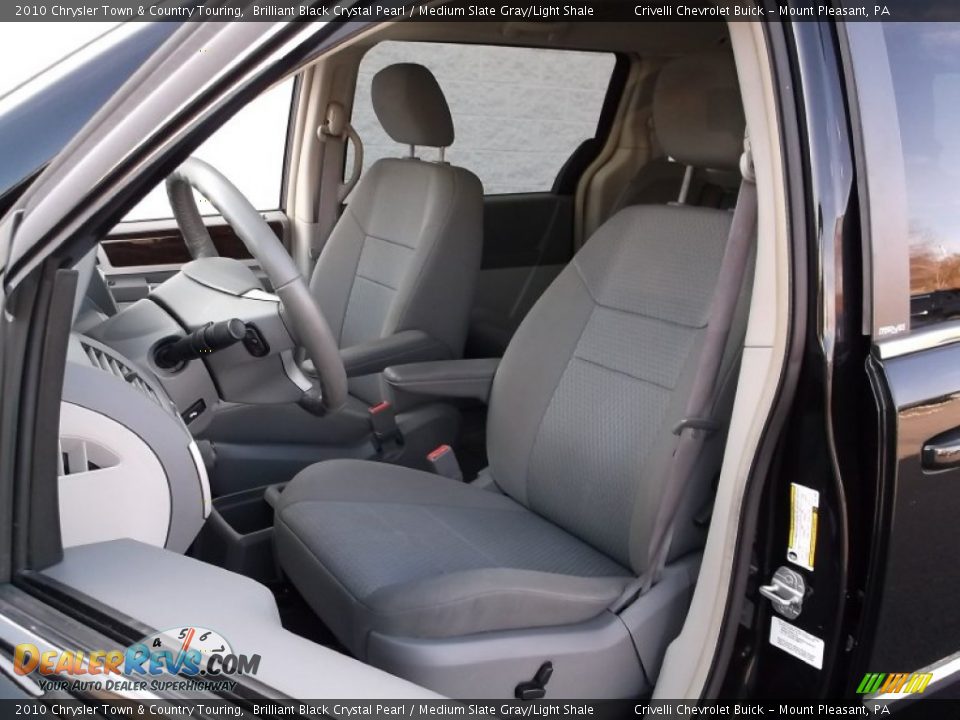 2010 Chrysler Town & Country Touring Brilliant Black Crystal Pearl / Medium Slate Gray/Light Shale Photo #16
