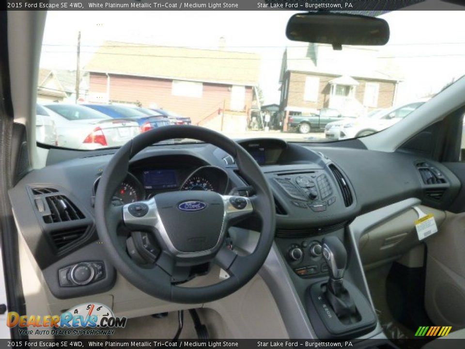 2015 Ford Escape SE 4WD White Platinum Metallic Tri-Coat / Medium Light Stone Photo #12