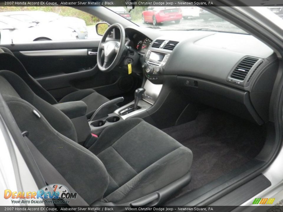 2007 Honda Accord EX Coupe Alabaster Silver Metallic / Black Photo #20