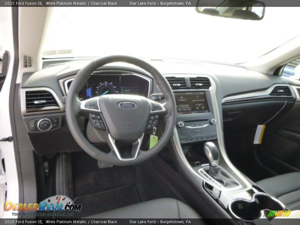 Dashboard of 2015 Ford Fusion SE Photo #14