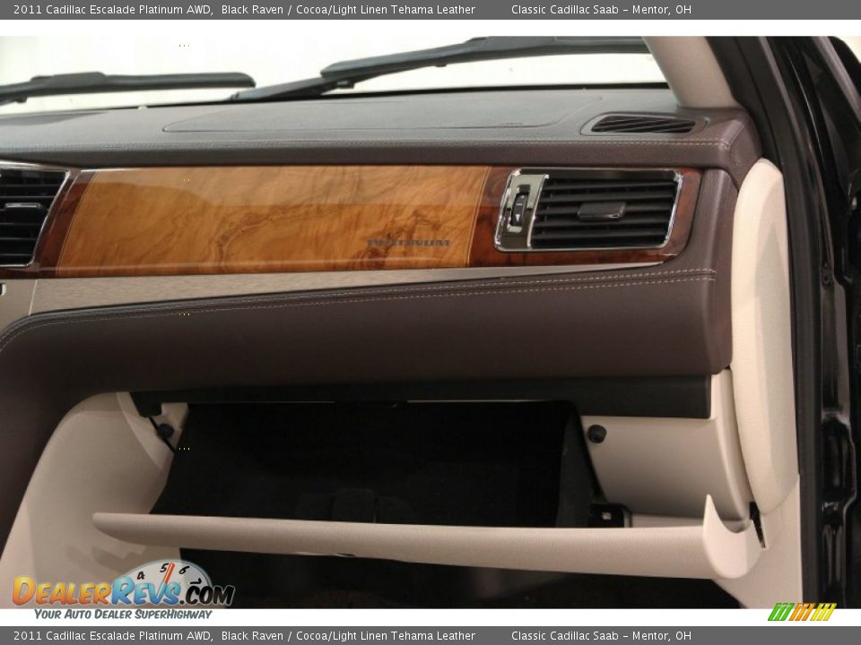 2011 Cadillac Escalade Platinum AWD Black Raven / Cocoa/Light Linen Tehama Leather Photo #23