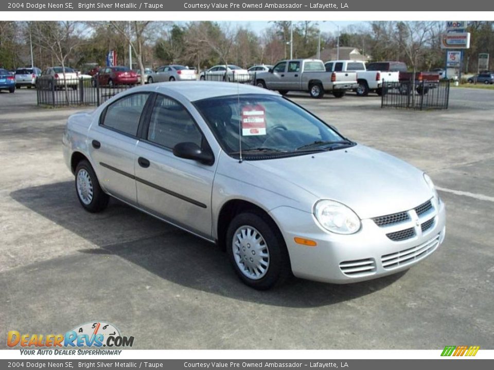 2004 Dodge Neon SE Bright Silver Metallic / Taupe Photo #6