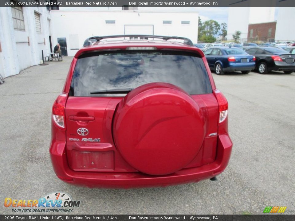 2006 Toyota RAV4 Limited 4WD Barcelona Red Metallic / Ash Photo #10