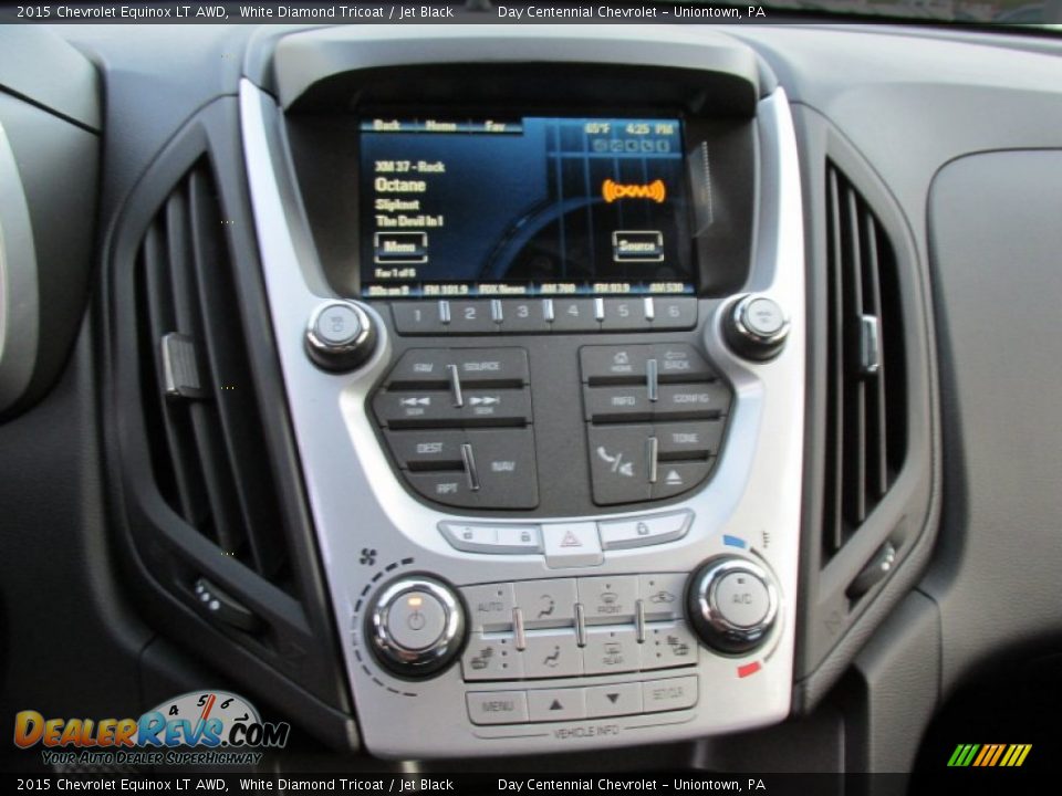 2015 Chevrolet Equinox LT AWD White Diamond Tricoat / Jet Black Photo #17