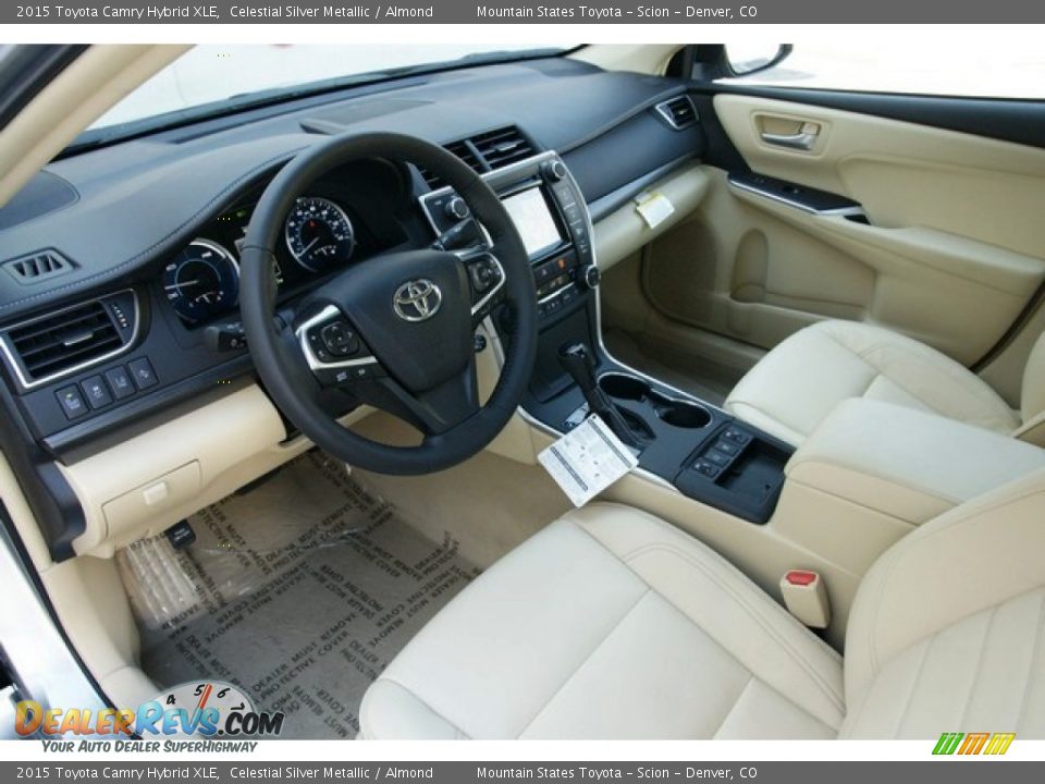 Almond Interior - 2015 Toyota Camry Hybrid XLE Photo #5