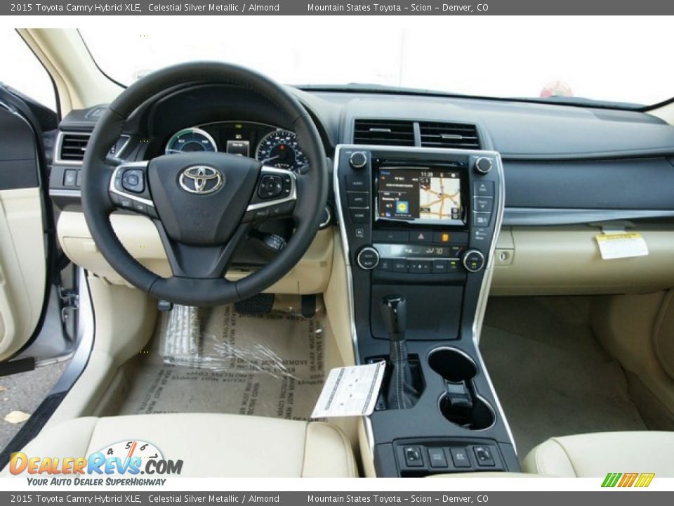 Dashboard of 2015 Toyota Camry Hybrid XLE Photo #6