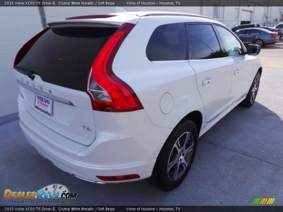 2015 Volvo XC60 T6 Drive-E Crystal White Metallic / Soft Beige Photo #6