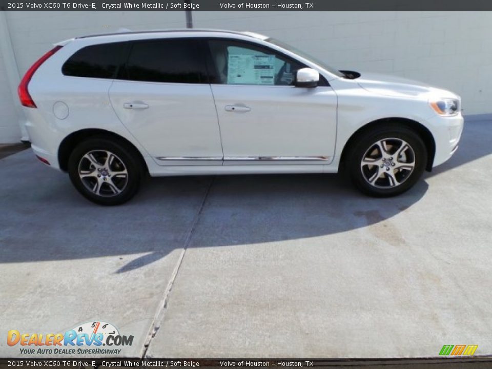 2015 Volvo XC60 T6 Drive-E Crystal White Metallic / Soft Beige Photo #7