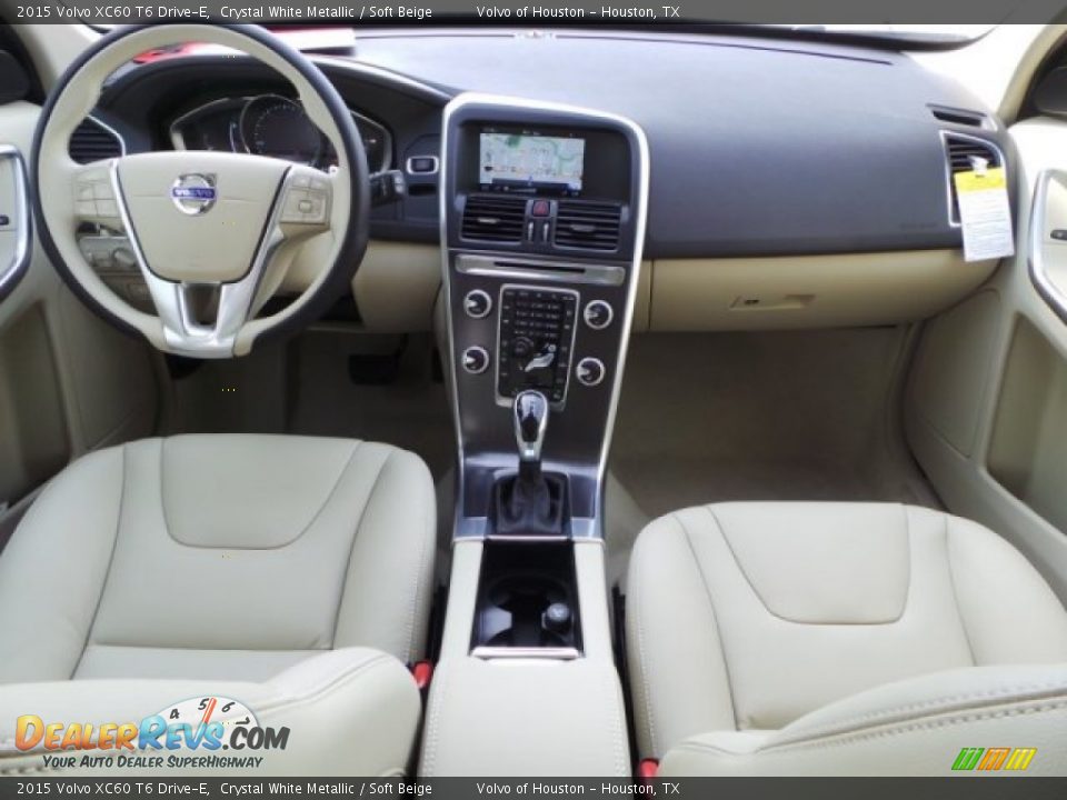 2015 Volvo XC60 T6 Drive-E Crystal White Metallic / Soft Beige Photo #25