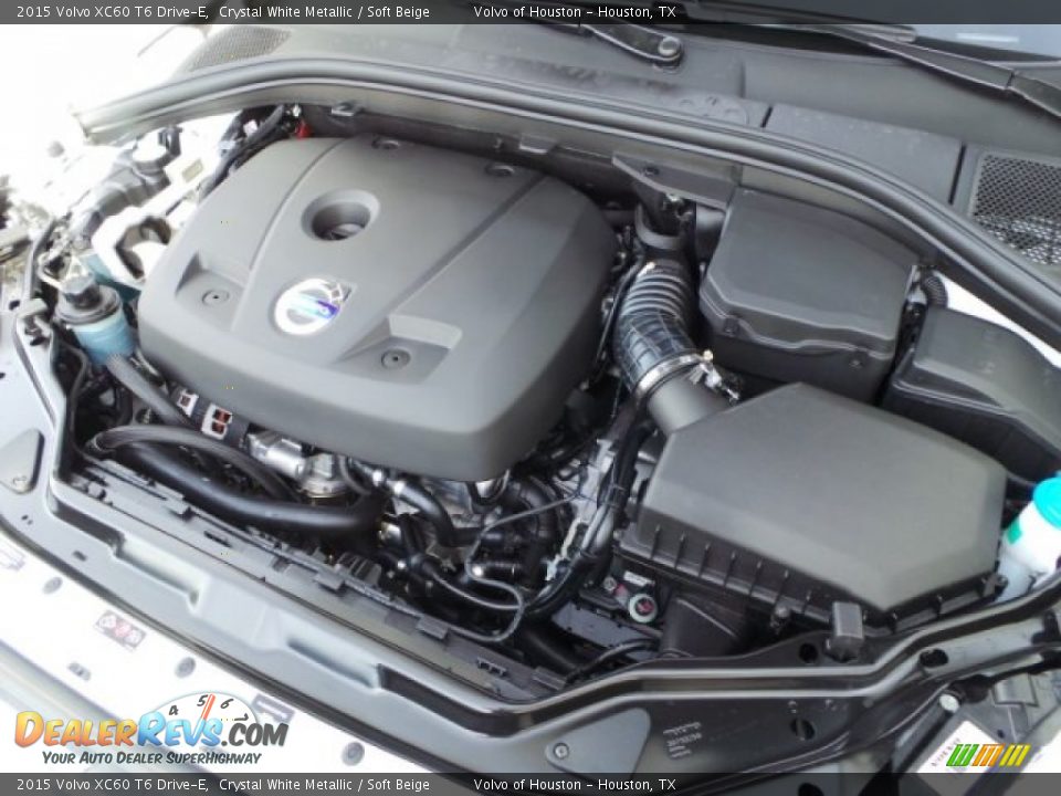 2015 Volvo XC60 T6 Drive-E Crystal White Metallic / Soft Beige Photo #30