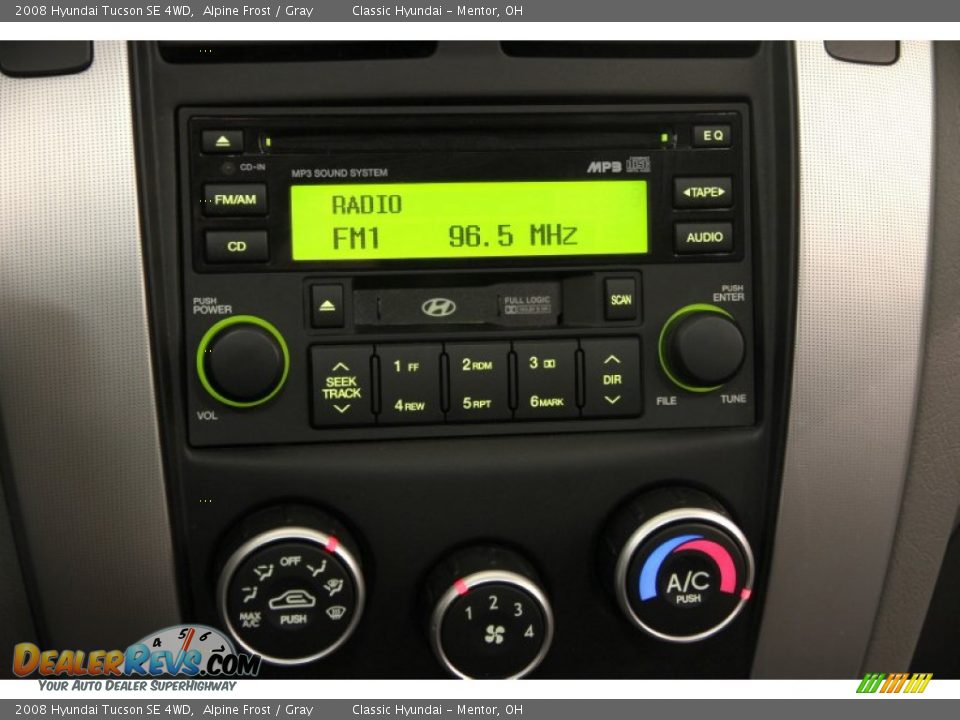 2008 Hyundai Tucson SE 4WD Alpine Frost / Gray Photo #9