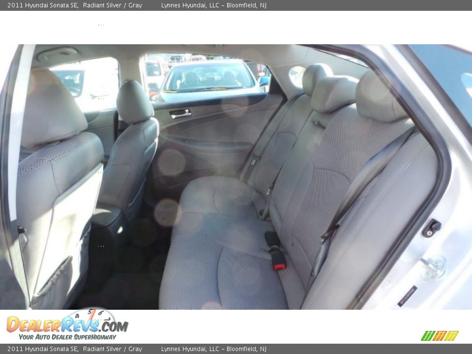 2011 Hyundai Sonata SE Radiant Silver / Gray Photo #10