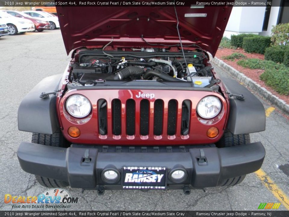 2010 Jeep Wrangler Unlimited Sport 4x4 Red Rock Crystal Pearl / Dark Slate Gray/Medium Slate Gray Photo #3