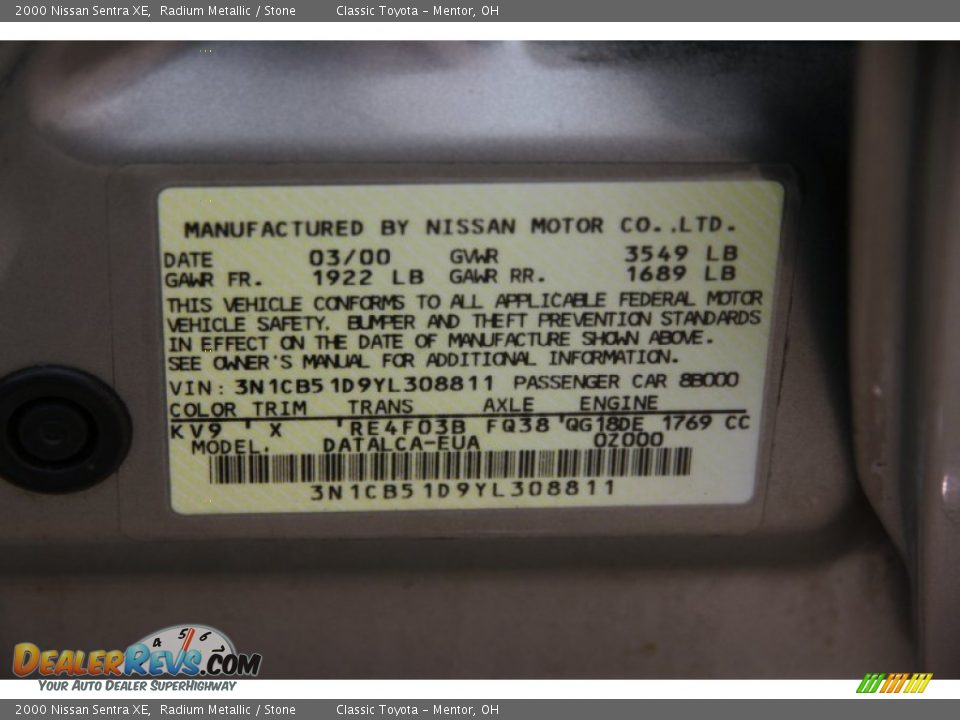 2000 Nissan Sentra XE Radium Metallic / Stone Photo #15