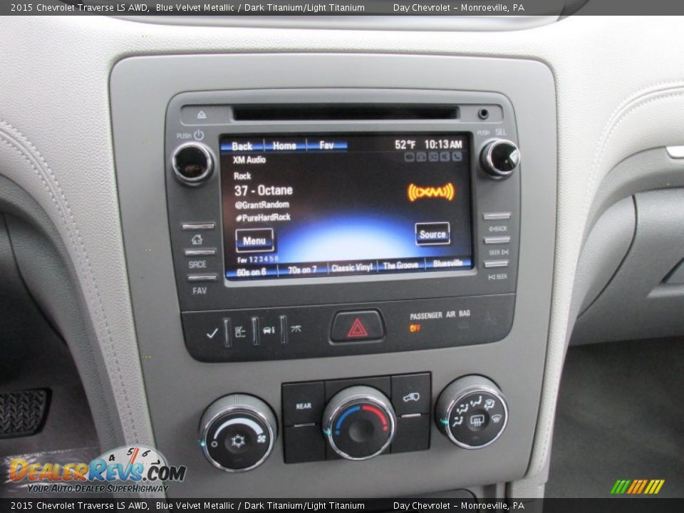 Controls of 2015 Chevrolet Traverse LS AWD Photo #16