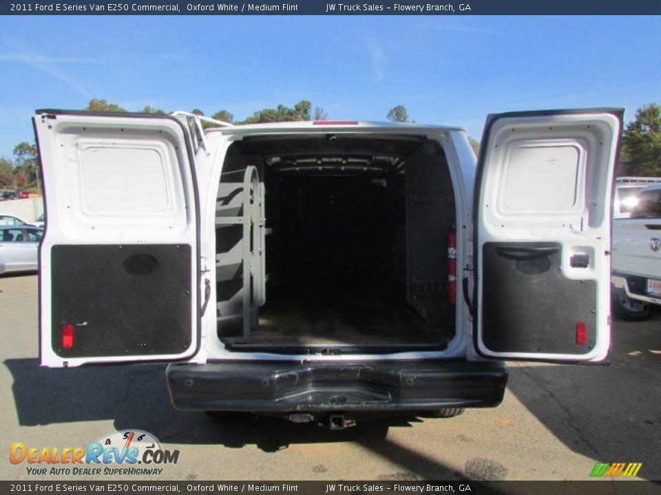 2011 Ford E Series Van E250 Commercial Oxford White / Medium Flint Photo #8