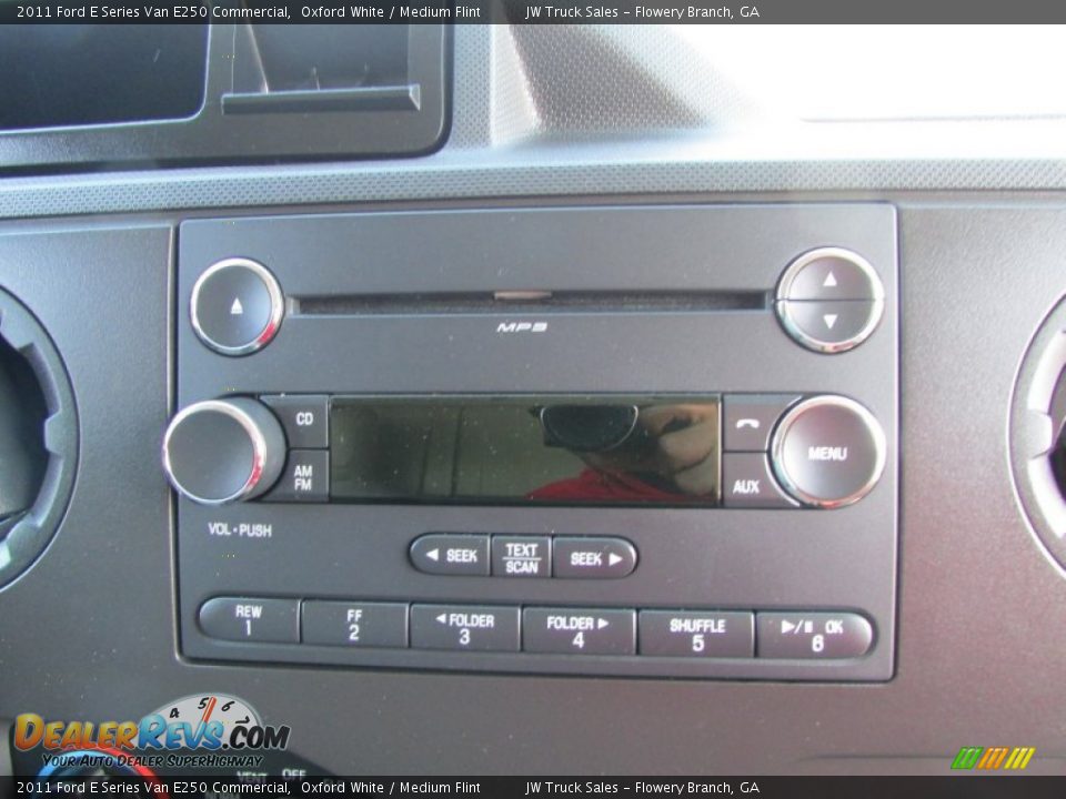 2011 Ford E Series Van E250 Commercial Oxford White / Medium Flint Photo #30