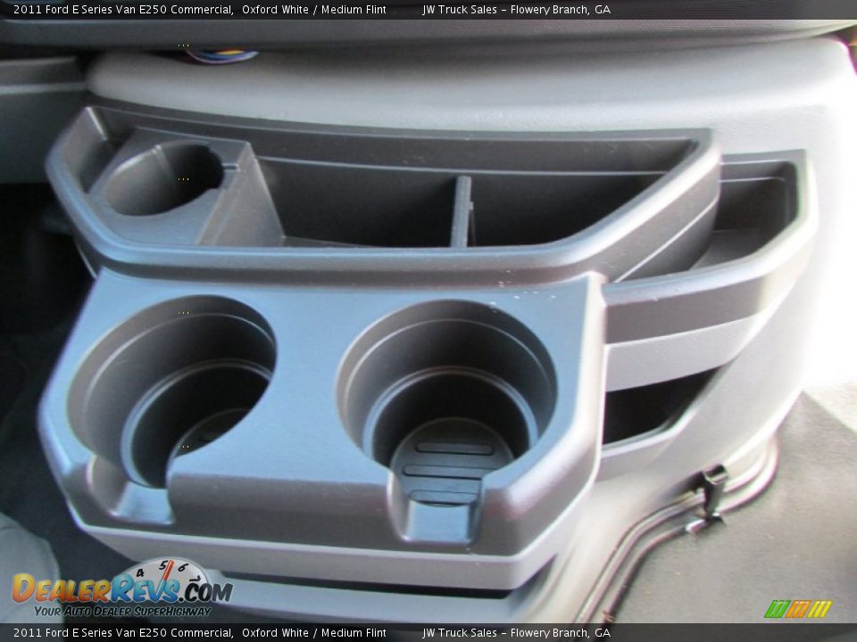 2011 Ford E Series Van E250 Commercial Oxford White / Medium Flint Photo #33