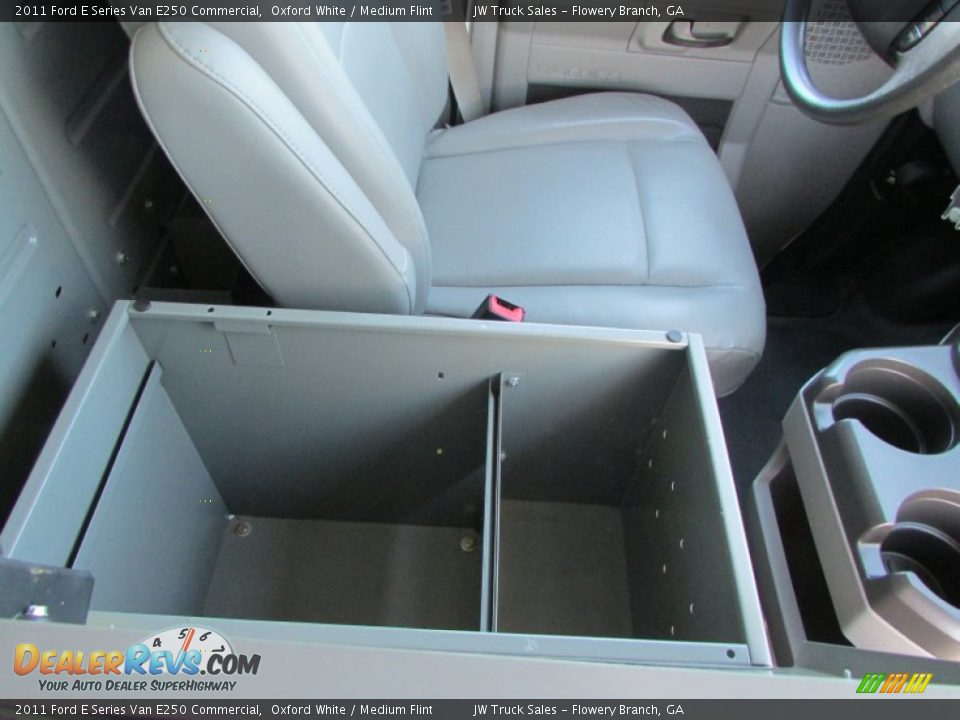 2011 Ford E Series Van E250 Commercial Oxford White / Medium Flint Photo #35