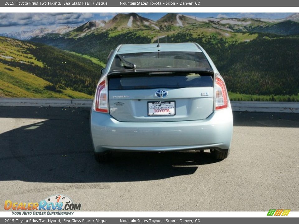 2015 Toyota Prius Two Hybrid Sea Glass Pearl / Bisque Photo #4