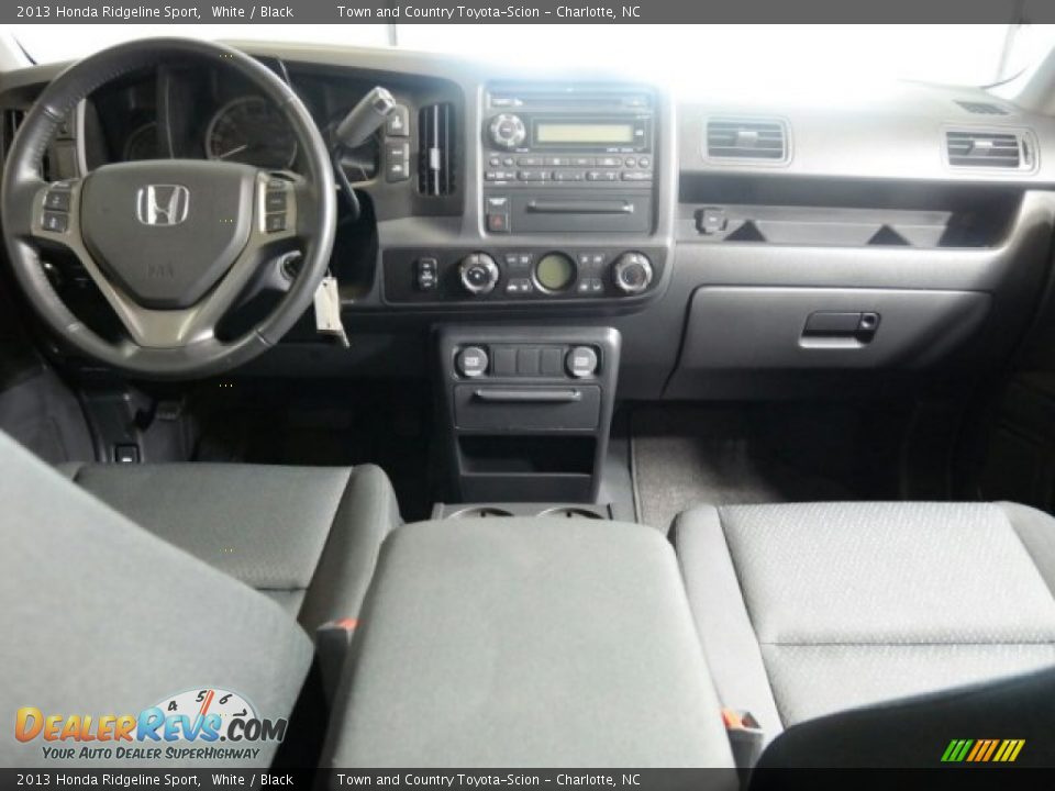 2013 Honda Ridgeline Sport White / Black Photo #23