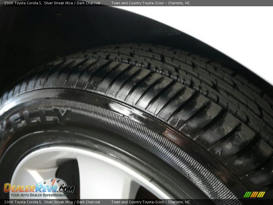 2006 Toyota Corolla S Silver Streak Mica / Dark Charcoal Photo #16