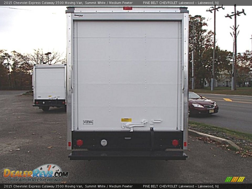 2015 Chevrolet Express Cutaway 3500 Moving Van Summit White / Medium Pewter Photo #6
