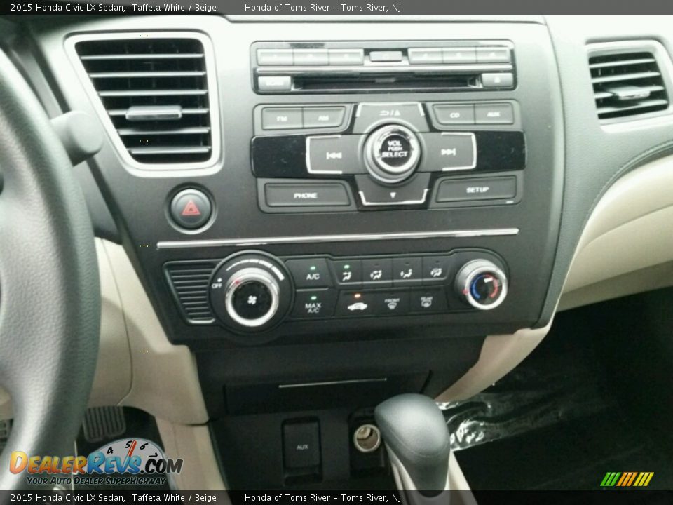 2015 Honda Civic LX Sedan Taffeta White / Beige Photo #5