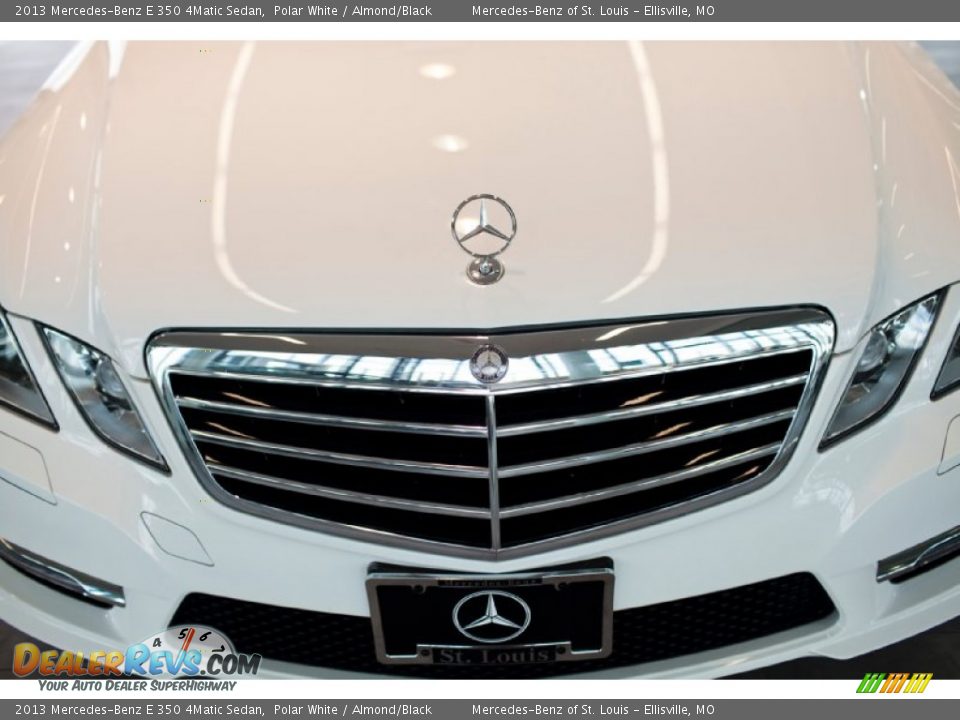 2013 Mercedes-Benz E 350 4Matic Sedan Polar White / Almond/Black Photo #11