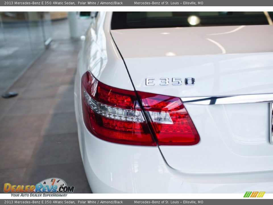 2013 Mercedes-Benz E 350 4Matic Sedan Polar White / Almond/Black Photo #14